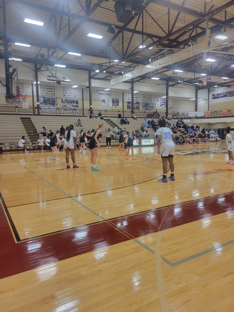 Jason Wilkins (Wilkins Report) (@lbinsider) on Twitter photo Detroit Mumford knocks off the defending Division 2 Champs Lansing Catholic 48-46 at the Michigan Hardwood Classic <a href="/LBI_Carolina/">Coach Wright</a> <a href="/LBIPremierBB/">LBI Premier Prospects</a> <a href="/wadesworld32/">Coach Keith Wade</a> <a href="/CoachLindseyCPA/">Asst Coach/Recruiting coordinator @ St. Clair CC</a> Detroit Mumford knocks off the defending Division 2 Champs Lansing Catholic 48-46 at the Michigan Hardwood Classic <a href="/LBI_Carolina/">Coach Wright</a> <a href="/LBIPremierBB/">LBI Premier Prospects</a> <a href="/wadesworld32/">Coach Keith Wade</a> <a href="/CoachLindseyCPA/">Asst Coach/Recruiting coordinator @ St. Clair CC</a>
