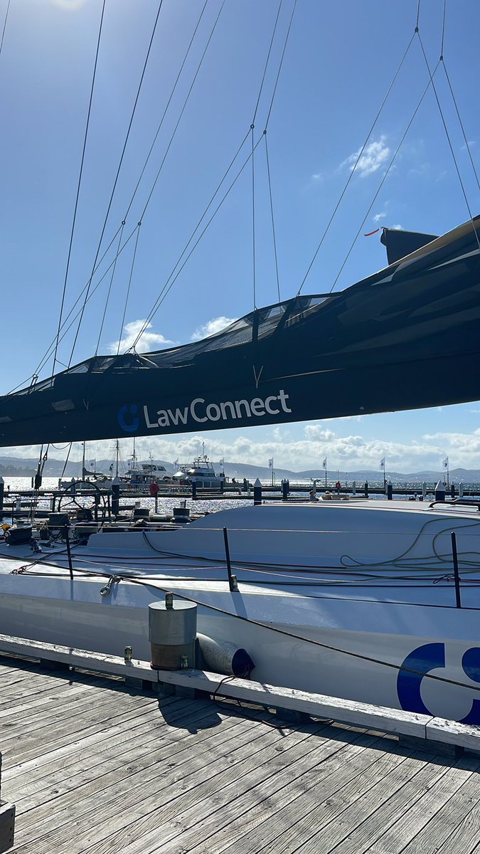 Law Connect has just claimed line honours for the 78th Sydney to Hobart Yacht race. An absolute nail-biting end, finishing 51 seconds in front of rival Andoo Comanchee in the second closest finish in history 🎉🎉🎉 #sydneytohobart #lawconnect