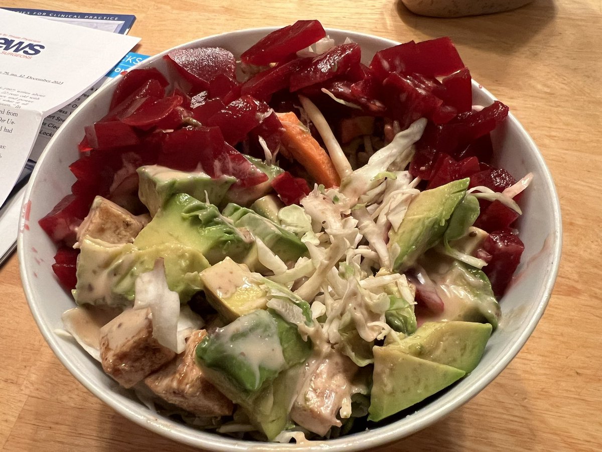 #vegan #pokey bowl
Beets & avocado 🥑 
#stirfry #tofu
Shredded cabbage 🥬 salad
With roasted sesame dressing

#health #food #healthfood #healthyfood #nutrition #diet #healthylifestyle #HINO2023