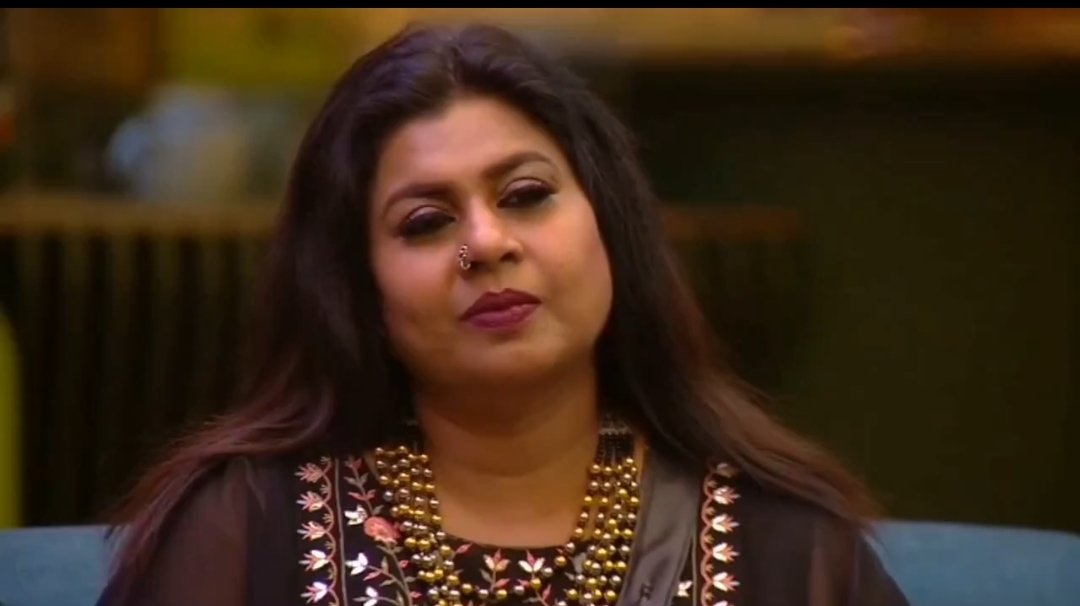 Whom do you support??

#BiggbossTamil7 #BiggBoss7Tamil #BiggBossTamil #Maya #Poornima
#Nixen #Dinesh #Vishnu #Raveena
#Mani #PradeepAnthony 

    🔁 #Archana                       ❤️ #Vichitra