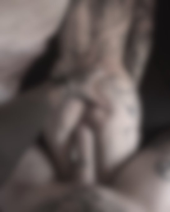 Merry Christmas fuckers, it snowed last night and 20 of you get to see for FREE https://t.co/4TWatOMnDe