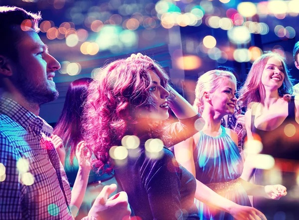 ilovenye's tweet photo. NYE celebration time is just around the corner. Get out and about this 31st December and let the magic happen!  For all fabulous New Years ideas  https://t.co/zqm6qnKGKe
#NYE #newyears #newyearseve #partyideas #australia #cocktails #party #partyideas #australia #newyearsevedinner https://t.co/vLTRJaCnWn