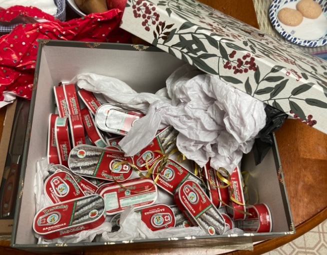 “god this bad boy can fit so many cans of sardines”

-me, trading for the box of sardines at the Christmas gift swap