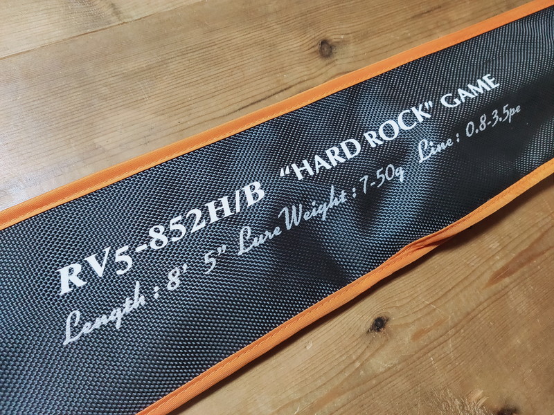 hopeless_orz's tweet photo. ／
🎣釣り人応援！年末プレゼント企画🎁
「ロックライバー5G 852H」
＼

■状態…新品に近い（使用感はアリ）
■応募条件…イイネ&amp;フォロー&amp;RT
■不可…離島や外国など配送料が高すぎる地域
■期限…12/31

初プレゼント企画です！😁

調子に乗って2本目購入&amp;MHの方が気に入ったので1本手放します〜😄 https://t.co/X5zqNRvSNL