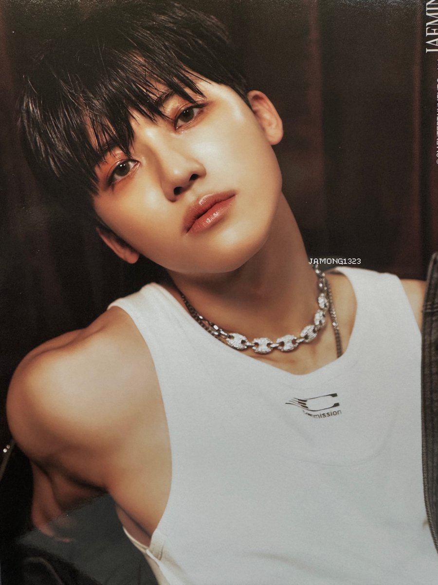 jamong1323's tweet image. 어깨랑 팔이,,,