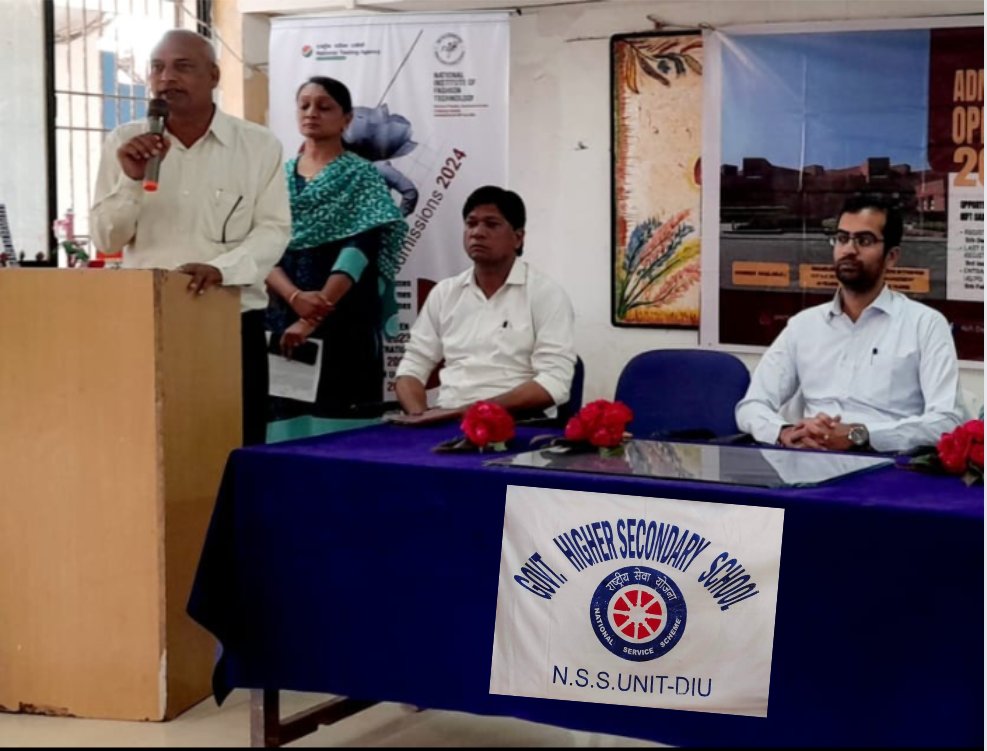 NssGhssDiu's tweet photo. #MYBharat registration drive was organised by #NSS Unit of GHSS-Diu telling the volunteers about the skill building, mentorship, entrepreneurship, and experiential learning sessions available on India's first youth empowerment digital portal and completed mass registration. https://t.co/TIXWi5mvEp