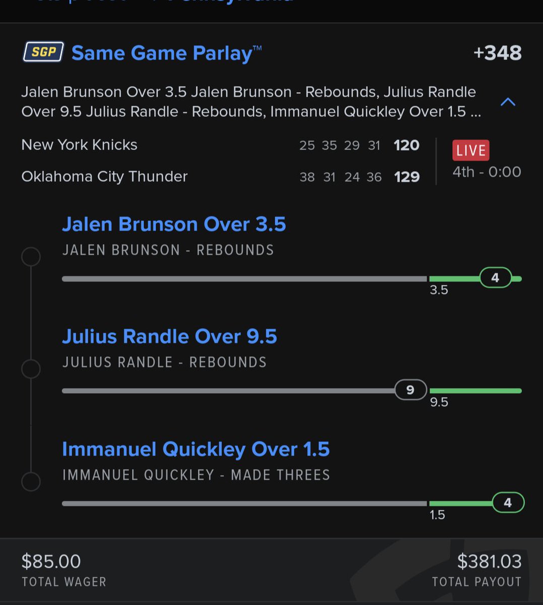 MakinWith's tweet image. Pain 😭