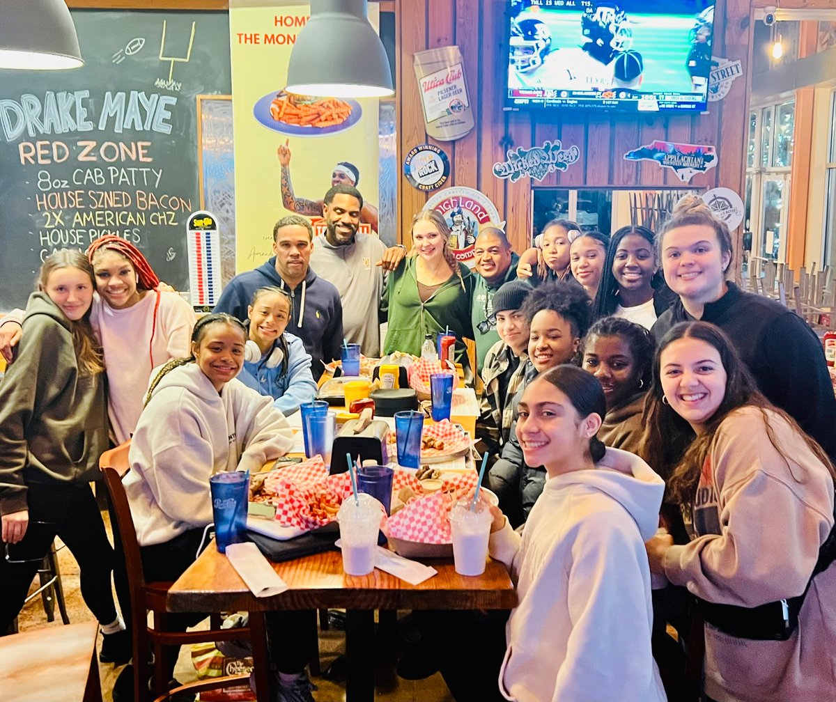 Team dinner after a good win
