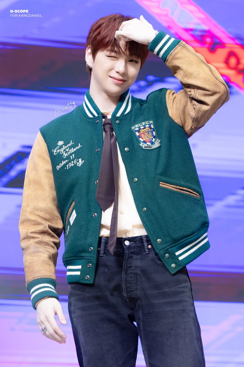 DanikScope's tweet photo. 231226 SGF2 HQ

죽었어요

#강다니엘 #KANGDANIEL https://t.co/3FydnA5Wa1
