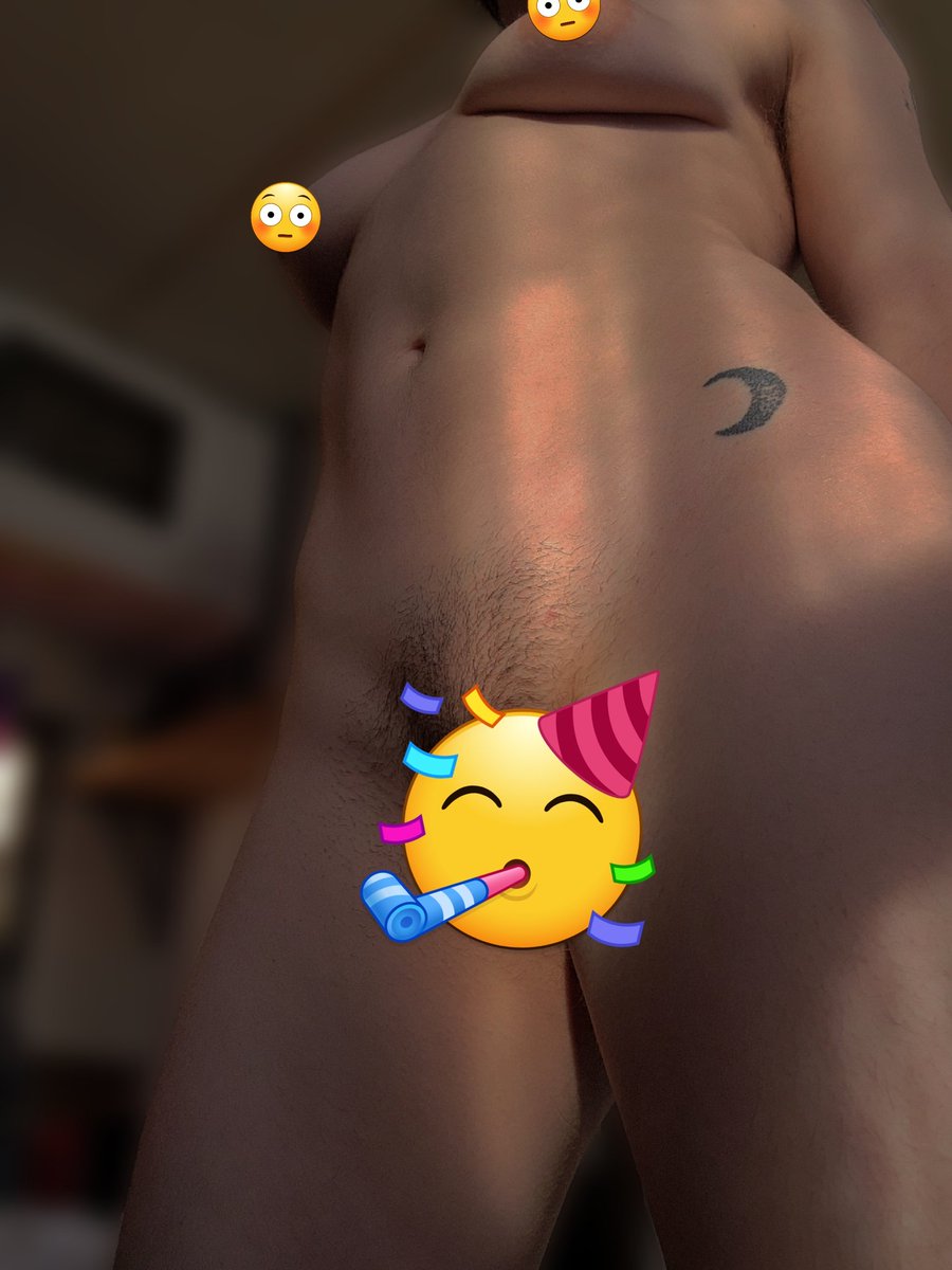 WrenDavis321's tweet photo. Free 7 day trial on my #onlyfans
Merry Christmas💚❤️
https://t.co/jcRXFXobDn
#freaky #sellingcontent #ddlg #pawg #buyingcontent #horny #nudes #hot #nut #contentcreator #rapekink #collab #hmu #LEAKED #single #free #lgbtq #tattoo #taboo #dmsopen https://t.co/ZSJoYi6qk5