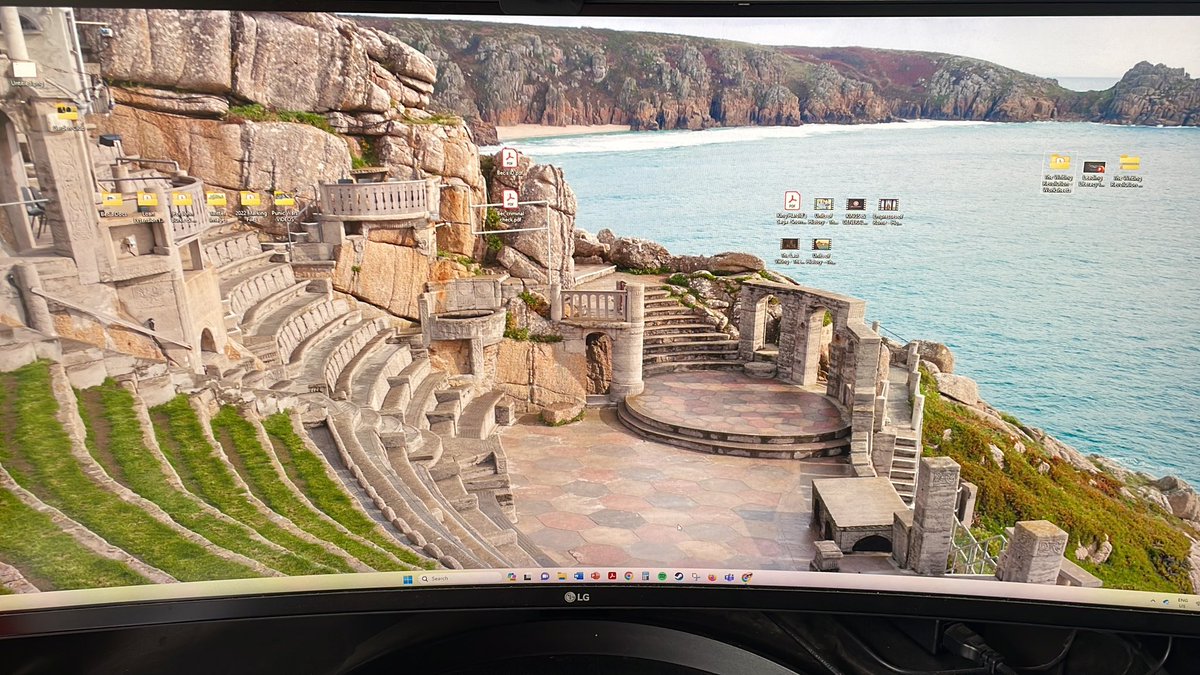 😍
Thank you Windows Dynamic Spotlight