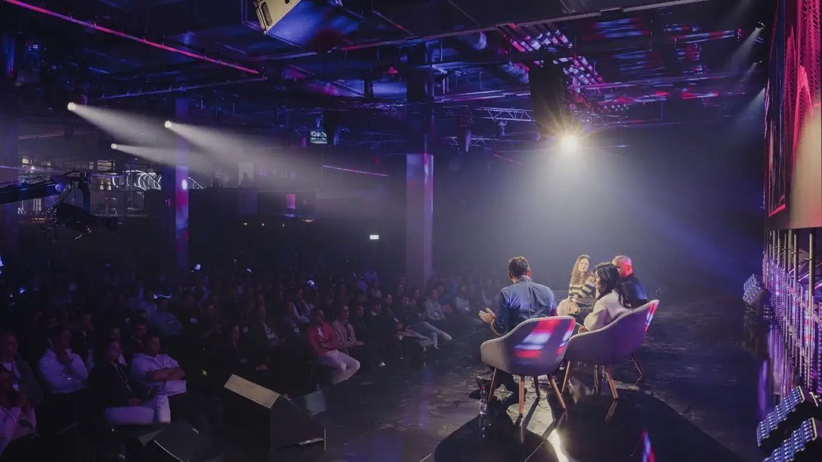 StartupGrind_Re's tweet photo. START Summit 2024: invest in your future https://t.co/oRld5pHpE9 https://t.co/n0qeM5vclc