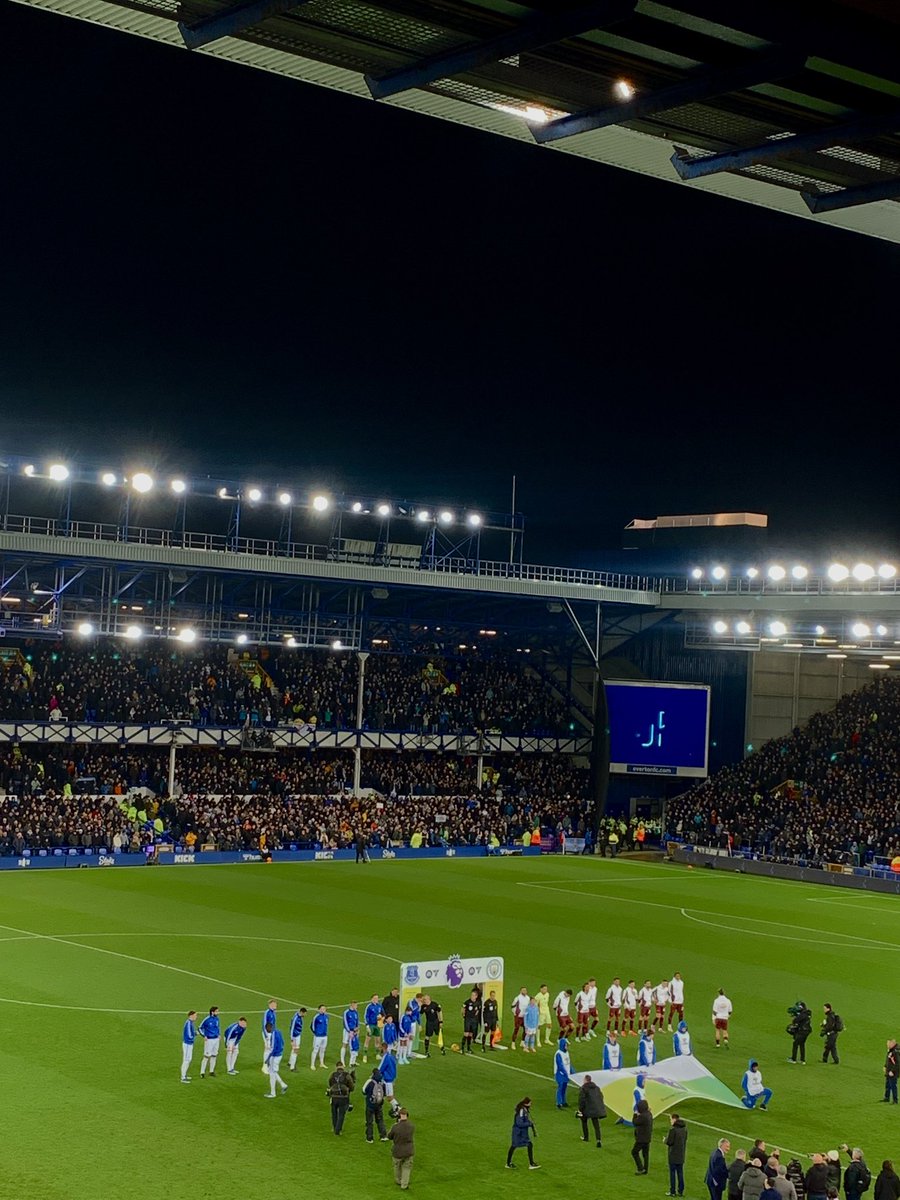 giselarubio13's tweet photo. Sueño cumplido✅⚽️💙 https://t.co/27cVdhEikP