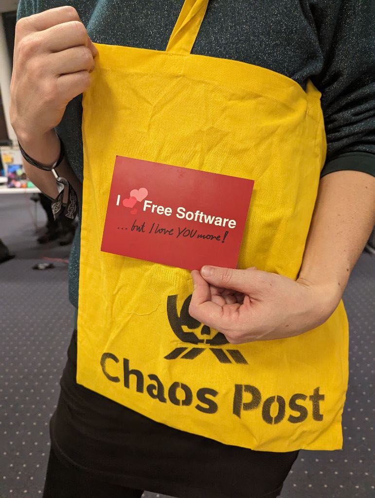 packet_ninja's tweet photo. Hey @c3postoffice, did it really take you 4 years to find me? 😂😂

This was sent in 2019. https://t.co/gSFh5M0GsE