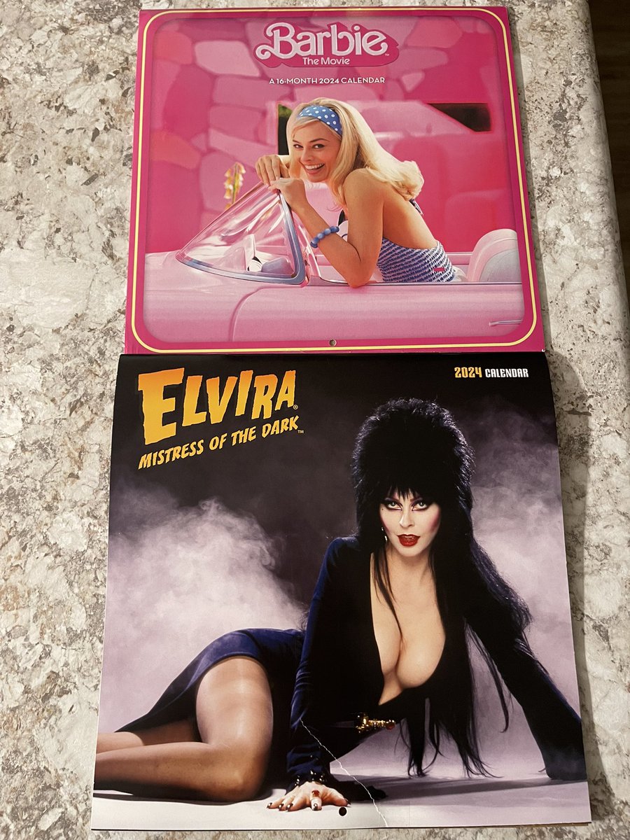 ⛓️🦇::  my 2 personalities… 💖🖤

in 2024 i’m always going to know what day it is.😂