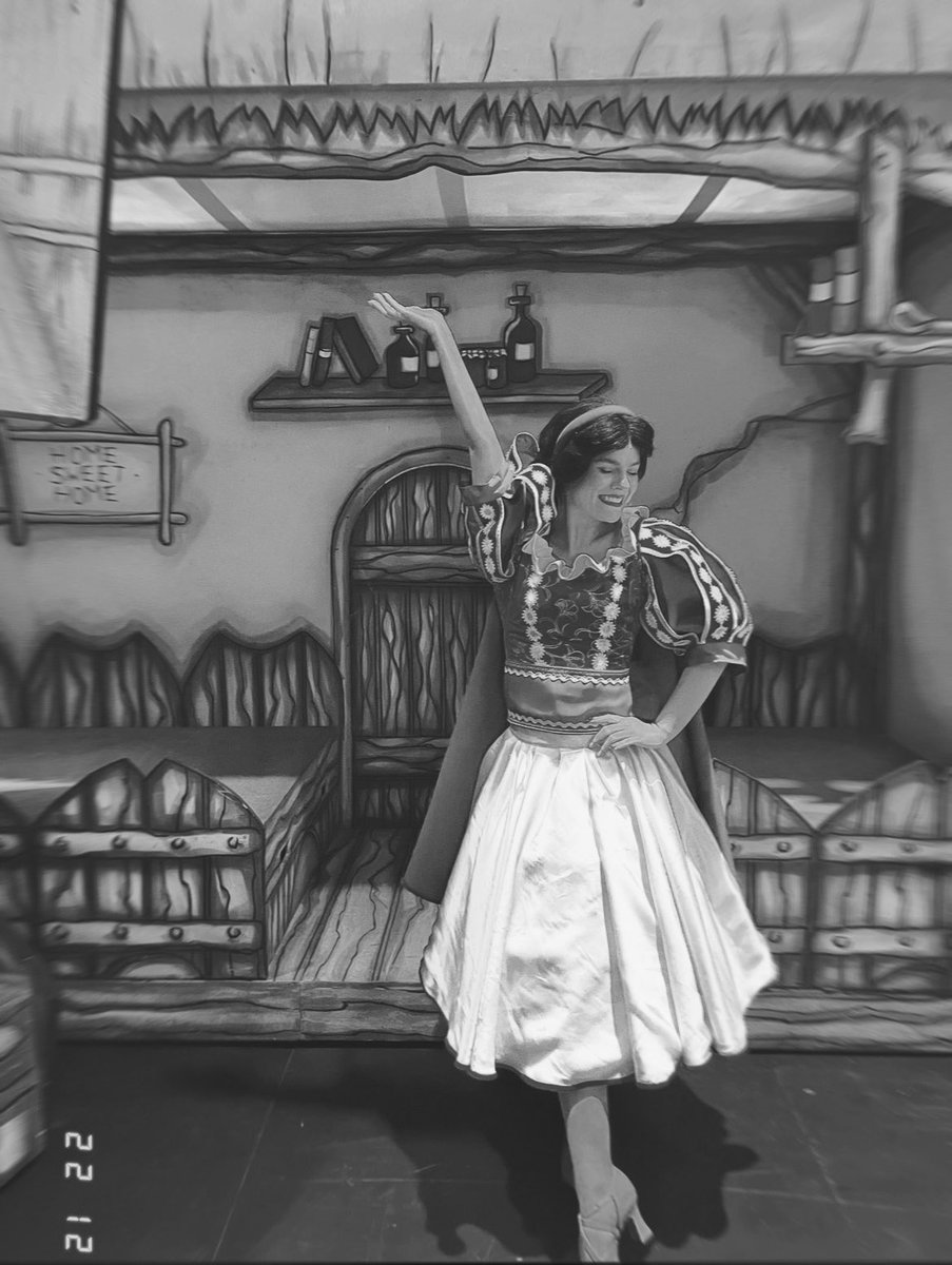 Eliza Walker tweet media