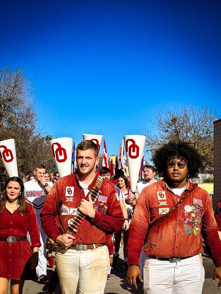 Six Flags Fiesta Texas tweet media