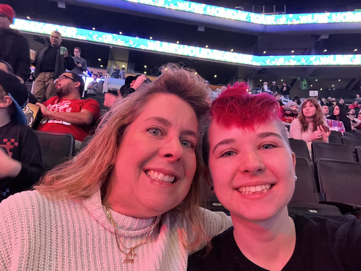 1226Ember's tweet photo. First every WWE show
#WWELIVEHolidayTour #WWEBoston https://t.co/MPBIWLUc0h