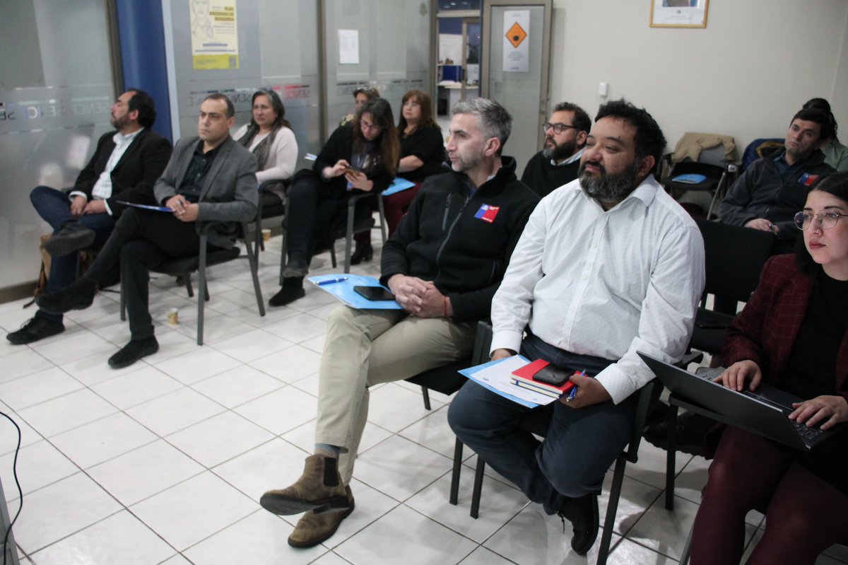 Destacamos nota publicada en <a href="/Condoresdelbak1/">Radio Cóndores del Baker</a>  #OLAysen presentó los resultados del Estudio Regional "Análisis del Mercado Laboral del Sector Construcción en la Región de Aysén"
diariocondoresdelbaker.cl/?p=26820

<a href="/SenceChile/">Servicio Nacional de Capacitación y Empleo, Sence.</a> <a href="/SenceAysen/">Sence Aysen</a> <a href="/MintrabChile/">Trabajo y Previsión Social</a> <a href="/UdeAysen/">UniversidadAysén</a> <a href="/marcio_villouta/">Marcio Villouta Alvarado</a>