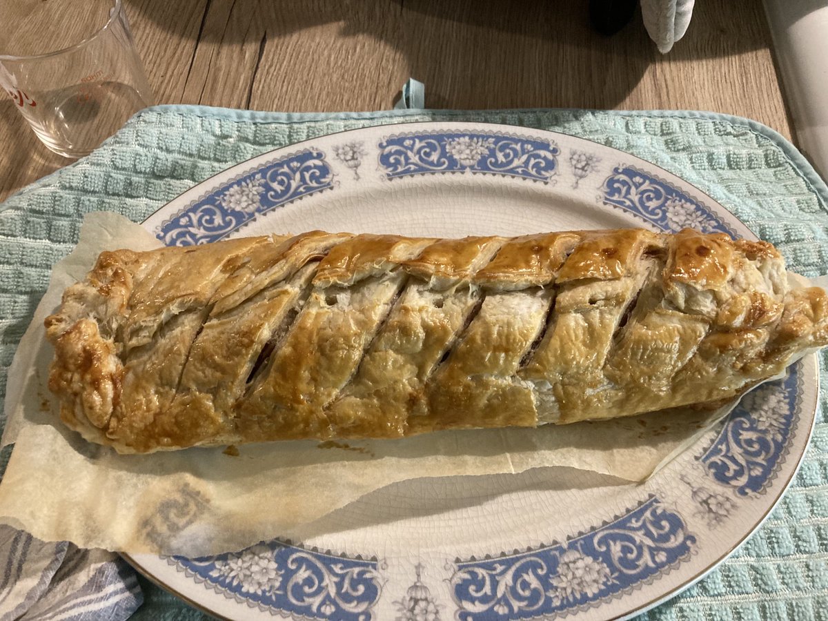 Made a giant sausage roll (with a hint of Wellington-style Parma ham and mushroom duxelle casing)