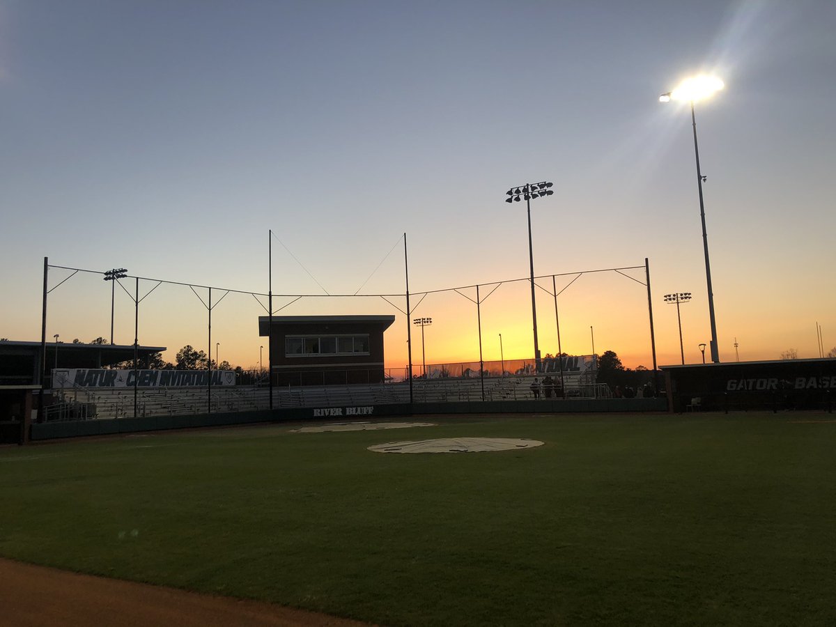 HSBaseballField's tweet photo. River Bluff High School (Lexington, South Carolina) #GoGators @RBHSBaseball @RBHSGators @Gator_Athletics @JacobSmith61 @PBR_SC @LexingtonOne @MarkBonnette @LouatTheState  @WilsonSportTurf #HSBaseballFields https://t.co/8yRODzNIqn