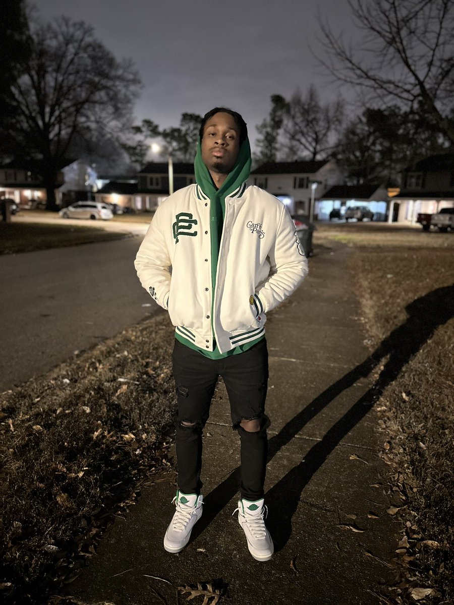 SmooveScale96's tweet photo. I’m my own enemy Ik these 🥷 envy me‼️💯🤝🏾 https://t.co/giZeWaSIdv