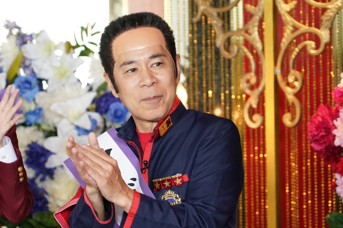 番組スタッフや視聴者にインタビュー📹 クビになってほしくない