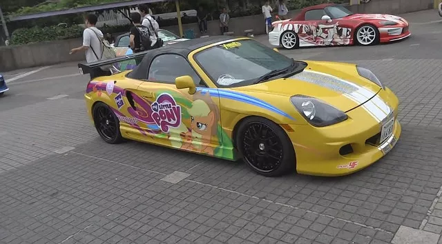 Crazy Ass Moments In My Little Pony History tweet media