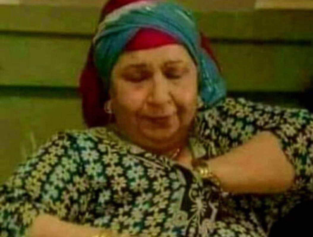 مصر والا اهلي ياحاجه
دولار يابني🤣