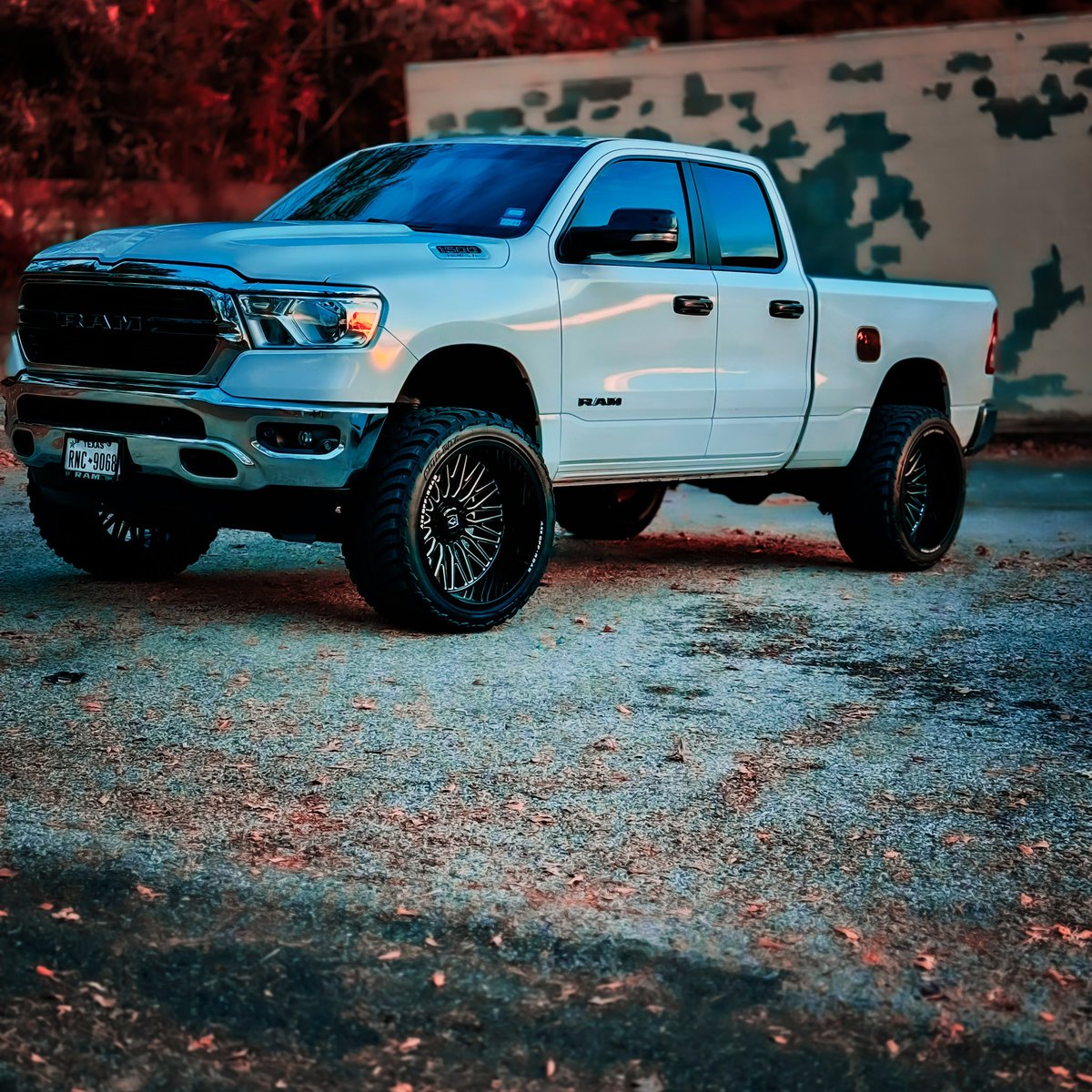 Big girl got Bigger and Wider !!!
New @axewheels 24x14 Axe Kratos sitting on 35s 🔥 🔥 🔥 😎😎😎

#apple #iPhone15ProMax #shotoniphone 
#dodge #dodgeram1500 #hemi #liftedtrucks #wide #loud #proud #cityoflongview #texas #weather