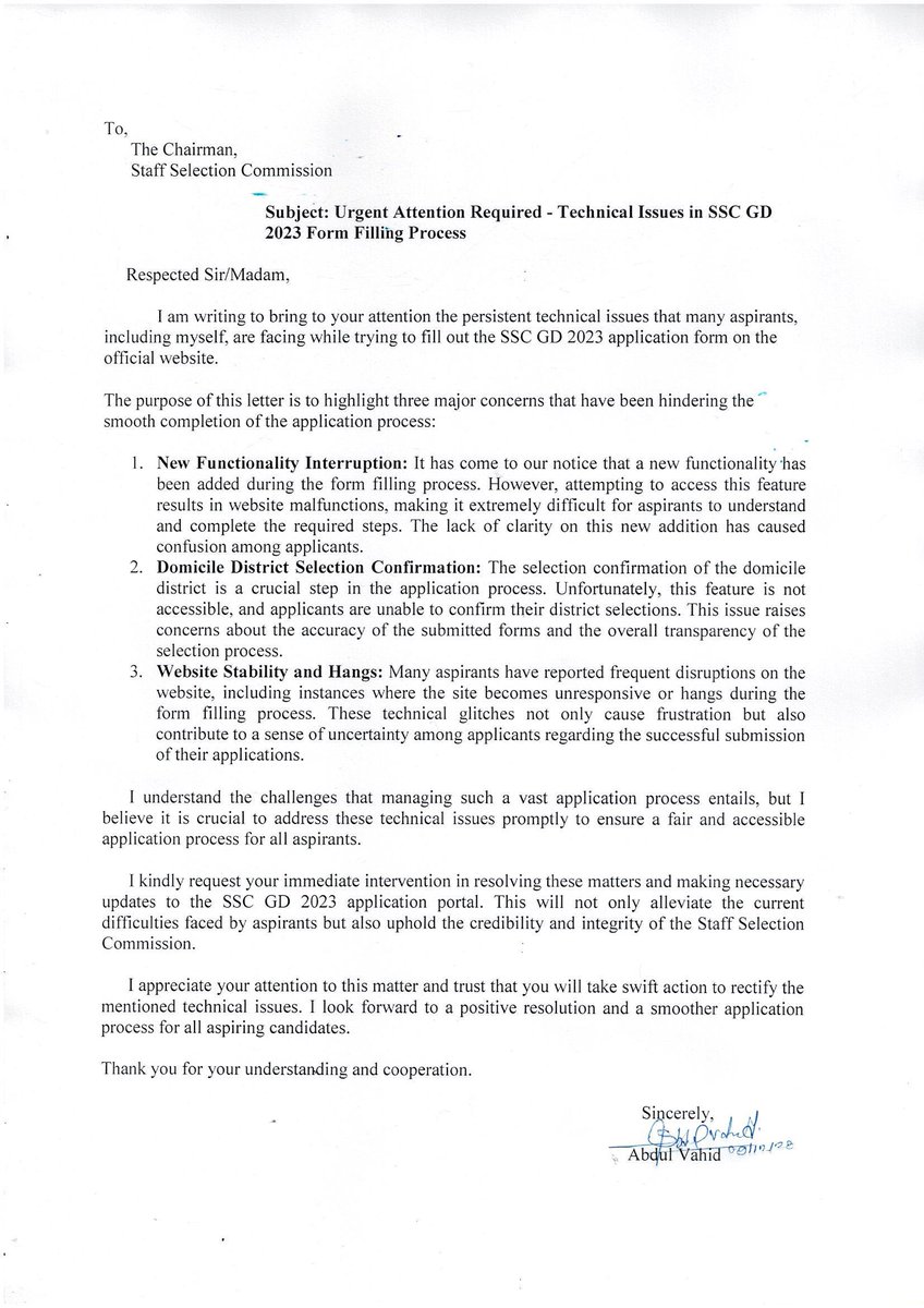 vahidindia's tweet photo. The website of SSC Goes down from the start of the application. Why happen it ? Please maintain SSC website and extend the last date for SSC GD so that every aspirant can participate in @SSCorg__in  exams
@PMOIndia 
@ssc_official__ 
@narendramodi https://t.co/XCz3BJt83Z