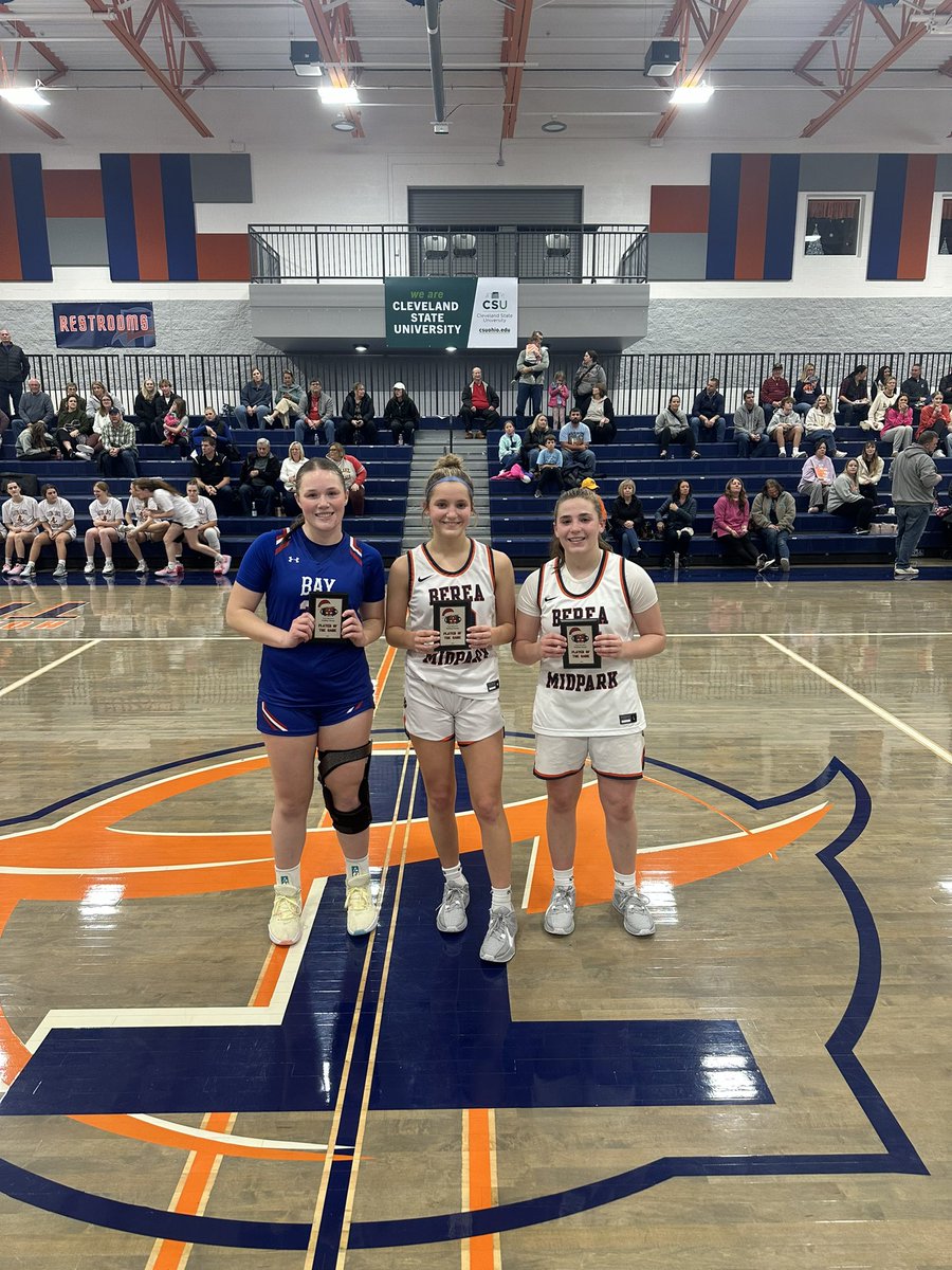 Players of the Game for game #4
🏀Bay: SR- Katie Mold 
🏀 Berea-Midpark: Freshmen Dynamic Duo- Emma Arnold and Regan Braaten
#TitanHolidayHoops