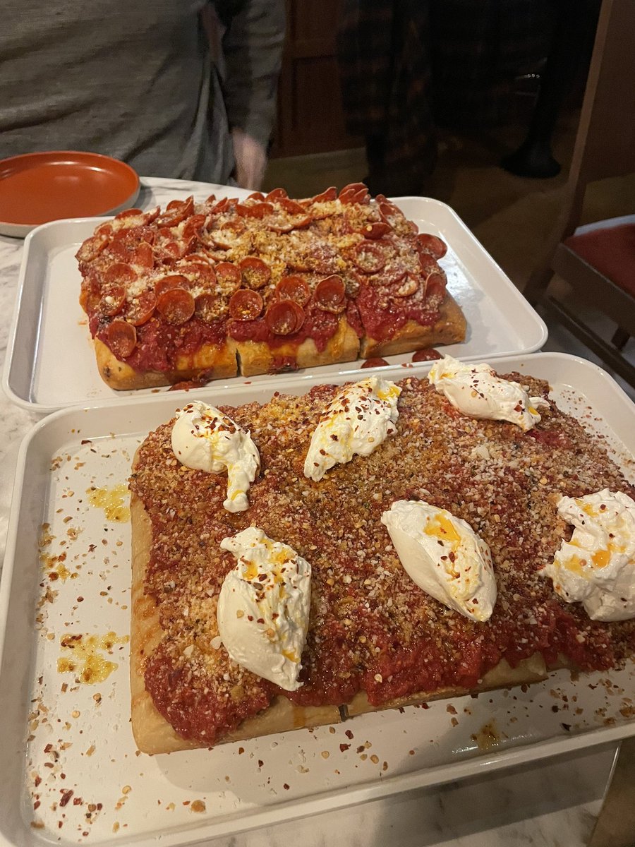 NemiKnows's tweet photo. “New York has the best pizza”

“Chicago deep dish is better”

Wrong and wrong.

Antioch style loaf dish pizza clears both. https://t.co/g50XSQCkpx