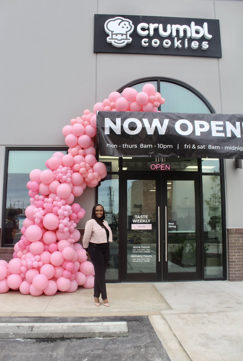 LoveOnMo's tweet photo. Became the first marketing director of crumbl cookies San Antonio &amp; New Braunfels markets. 🍪💗 https://t.co/q6ITrgzIF4