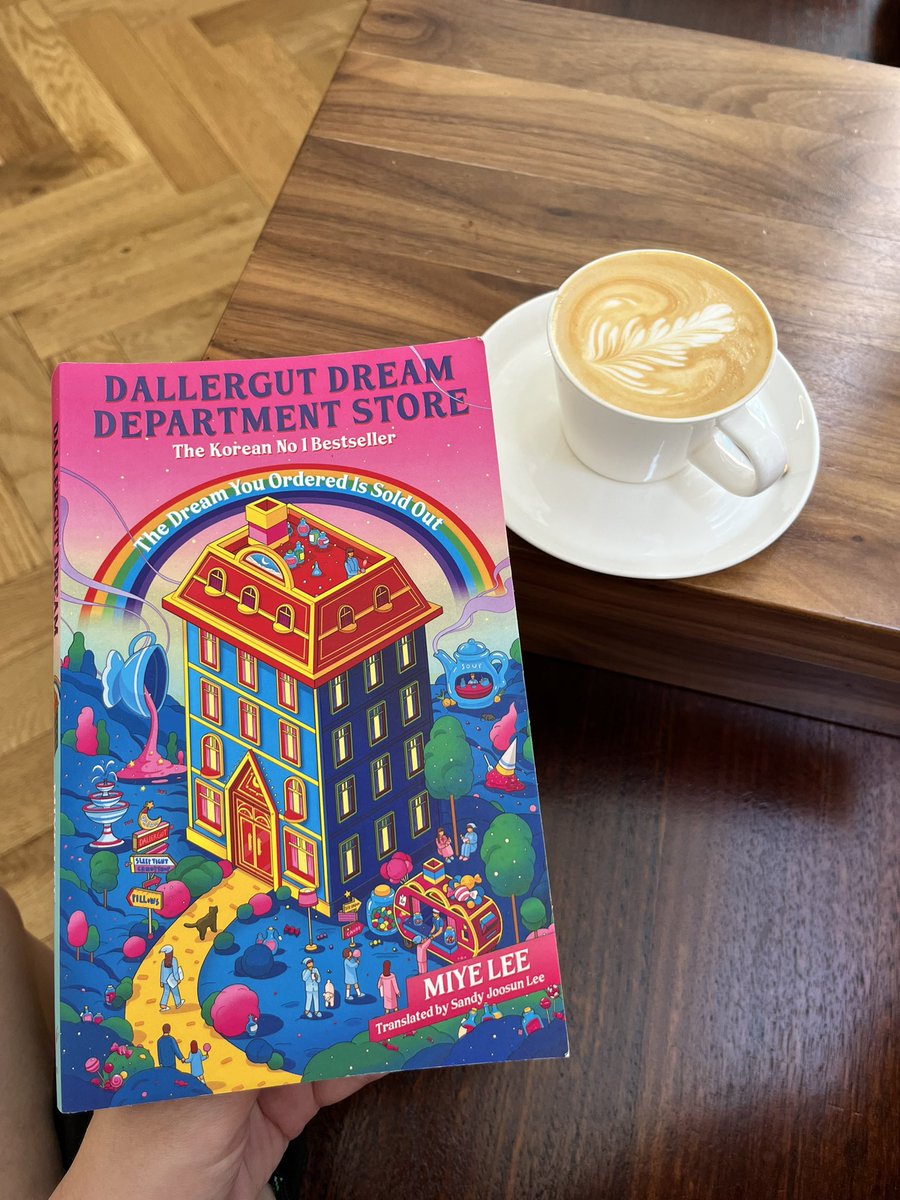 12) Miye Lee’s Dallergut Dream Department Store was so whimsical and comforting. I didn’t want to finish it because it meant saying goodbye to this beautifully crafted fantastical world. So perfectly translated by @sandyjoosunlee ✨