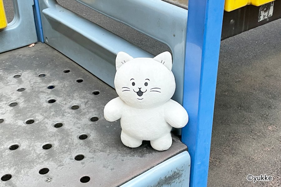 ムキムキのハムちゃん＆ほがらかいぬねこ BIGぬいぐるみ ラウンドワン限定 Amazon.co.jp: ムキムキのハムちゃん&ほがらかいぬねこ BIG