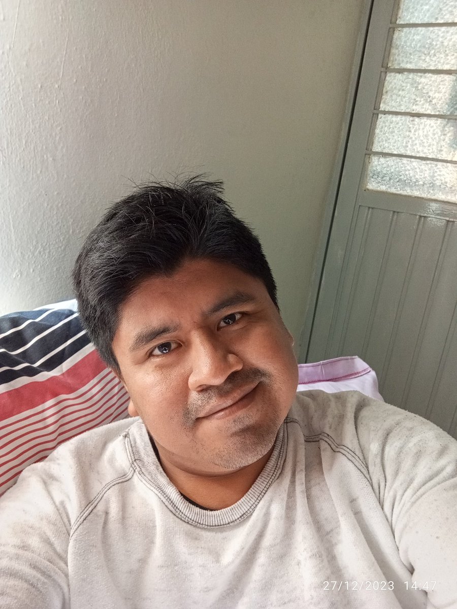 OsitoBernie's tweet photo. Buenas tardes, Mitad de semana, ya casi por finalizar es #2023 https://t.co/wgJj4xwGiT