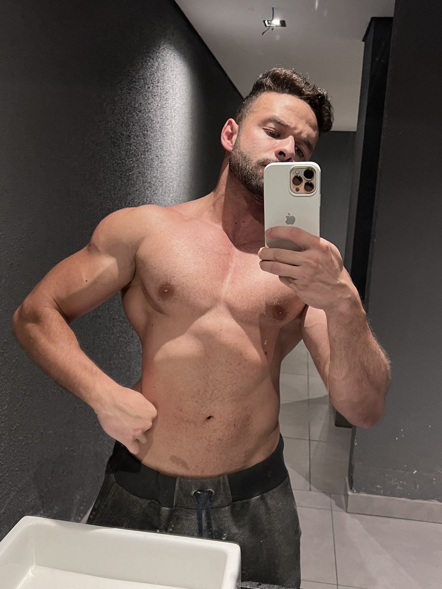 Geovanefit's tweet image. shape de 1 mes atras