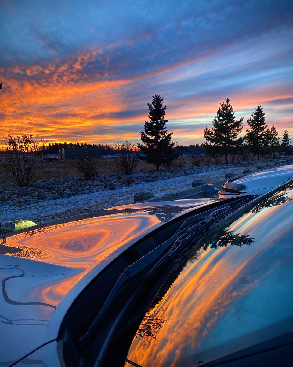 Amazing sunset. Loved the reflection on my car this evening.  #sunsets #sunsetporn #skylovers #skyphotography #colourful #reflection #evening #beauty #photo #photooftheday