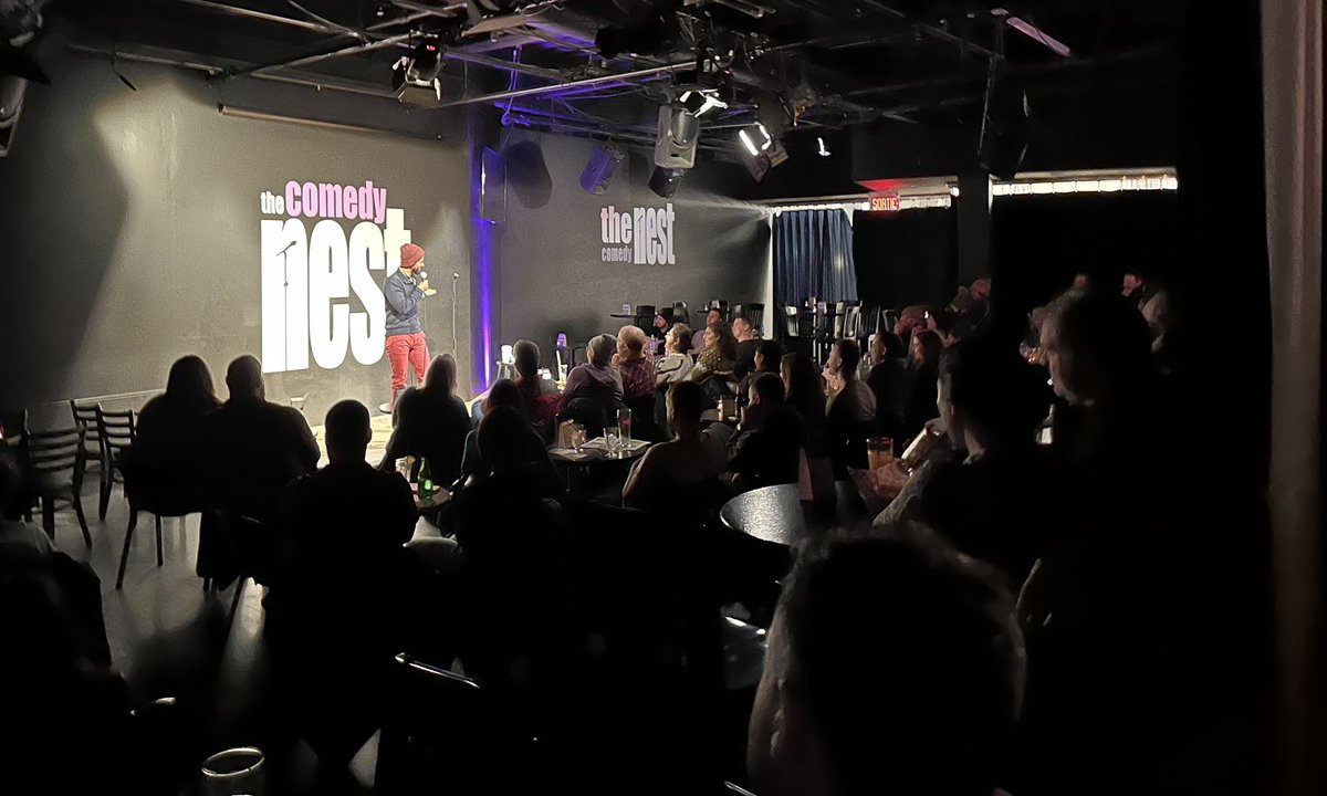 Great house at #thecomedynest 
#NazeerKhan #griffenshwartz #vivethk #dankesler #theperfectnow