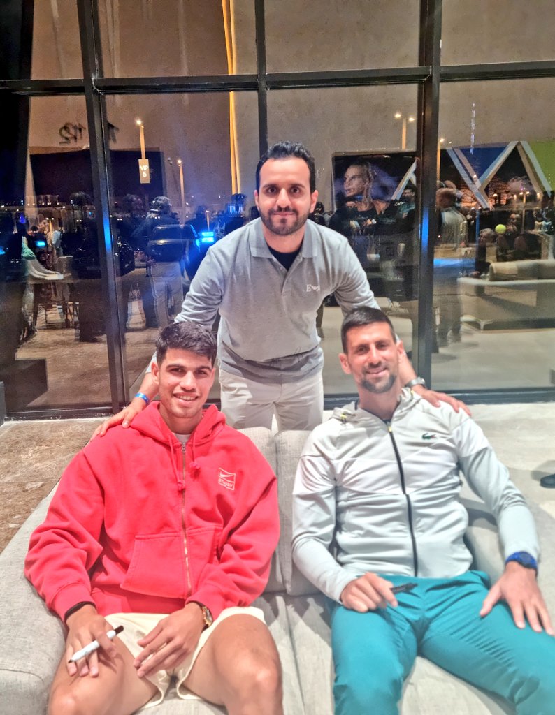 AhmadALdajani's tweet photo. Amazing night in Riyadh, where I had the honor of personally meeting the GOAT of tennis himself @DjokerNole and the future of tennis @carlosalcaraz during Riyadh Season #TennisCup 🥎 Thank you @RiyadhSeason for organising this unforgettable event #Tennis #RiyadhSeason #Saudi 🇸🇦 https://t.co/FkrHXQWKhL