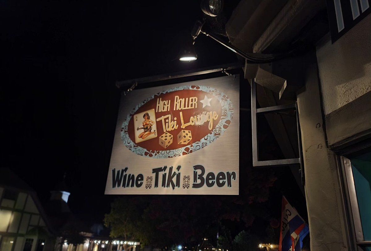 ParadisRetreats's tweet photo. High Roller Tiki Lounge is the first and only craft beer and wine bar exclusively featuring tiki-style wine-based and liquor alternative cocktails โ tiki-tails, eclectic and popular beers.
@the_polish_photographer
@highrollertikilounge
#ParadiseRetreats #SeeSB #VisitSanta https://t.co/VKNVP1s7rP