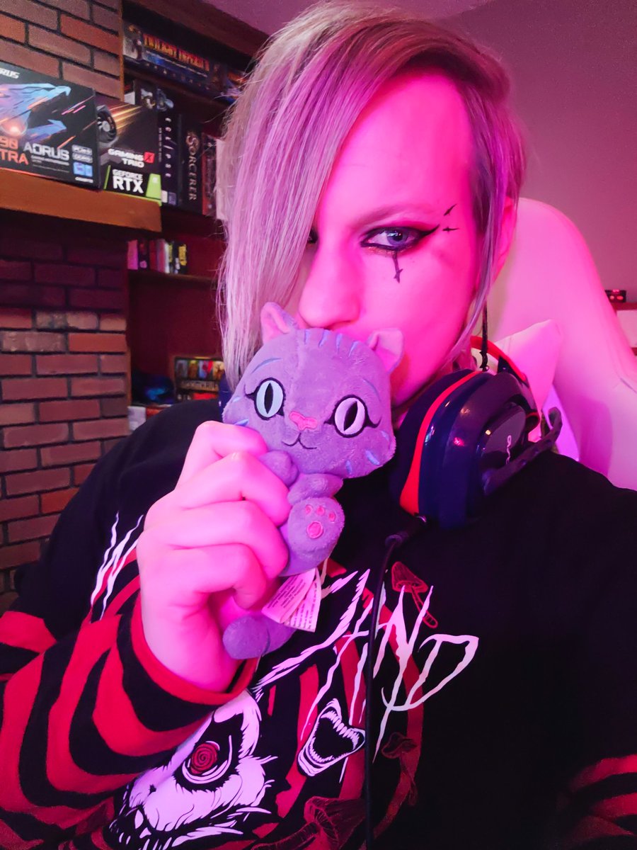 The #Furry #Femboy Fireteam drops back into #THEFINALS!! Drop an !join in the #twitch chat if you wanna play!

Twitch.tv/thegrinninggam…

#furrystreamer #femboystreamer #emo #gay #lgbt #stream #streamer