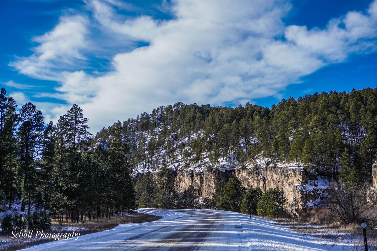 WxScholl's tweet image. What an amazing photography trip through the Wintery Black Hills Landscape today!!! #sdwx 

📸: Sony A6100