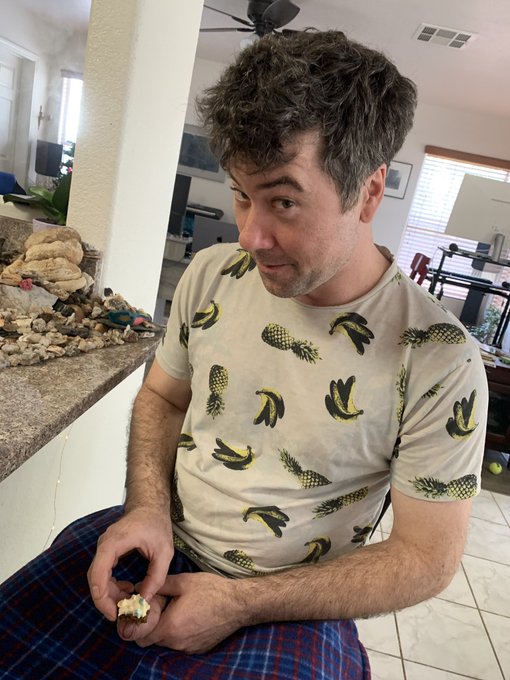 lol https://t.co/96eiwA7JeO