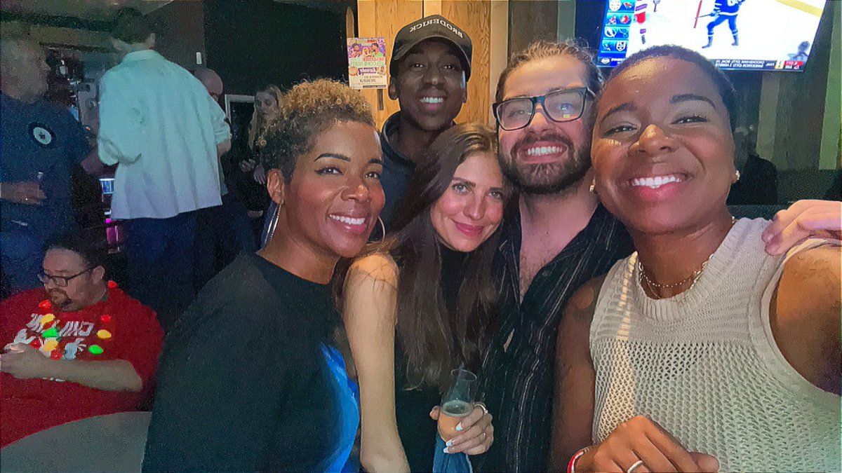 auntbeezy_'s tweet image. LULU 💛🌴🤝🏾 My Family 🥹❤️ #Survivor45 @kalebgebrewold @flippen_emily @BrandonDonlon