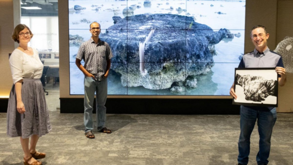 EOS_SG's tweet photo. #ThrowBack: In 2021, an #EOSsg study of ancient corals in Indonesia revealed the longest slow-#earthquake ever recorded. The research discovered that a 32-year slow-slip event led to the catastrophic 1861 Sumatra earthquake. #15yrsWithEOS
📷: @NTUsg https://t.co/PeZ7bTroq5