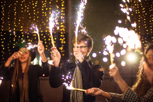 ilovenye's tweet photo. NYE Australia fun is soooo close. Can you feel it?
Be part of it.  
Get out and about and let the magic happen!

For all fabulous New Years ideas 
https://t.co/FtdzIbWKC2

#NYE #newyears #newyearseve #partyideas #australia #fun #cocktails #party #partyideas #australia https://t.co/SDxGkATT6i
