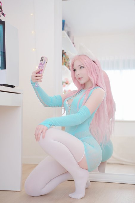 Making new personal content ? Can I send it in ur DMs? https://t.co/3pB3fak2In