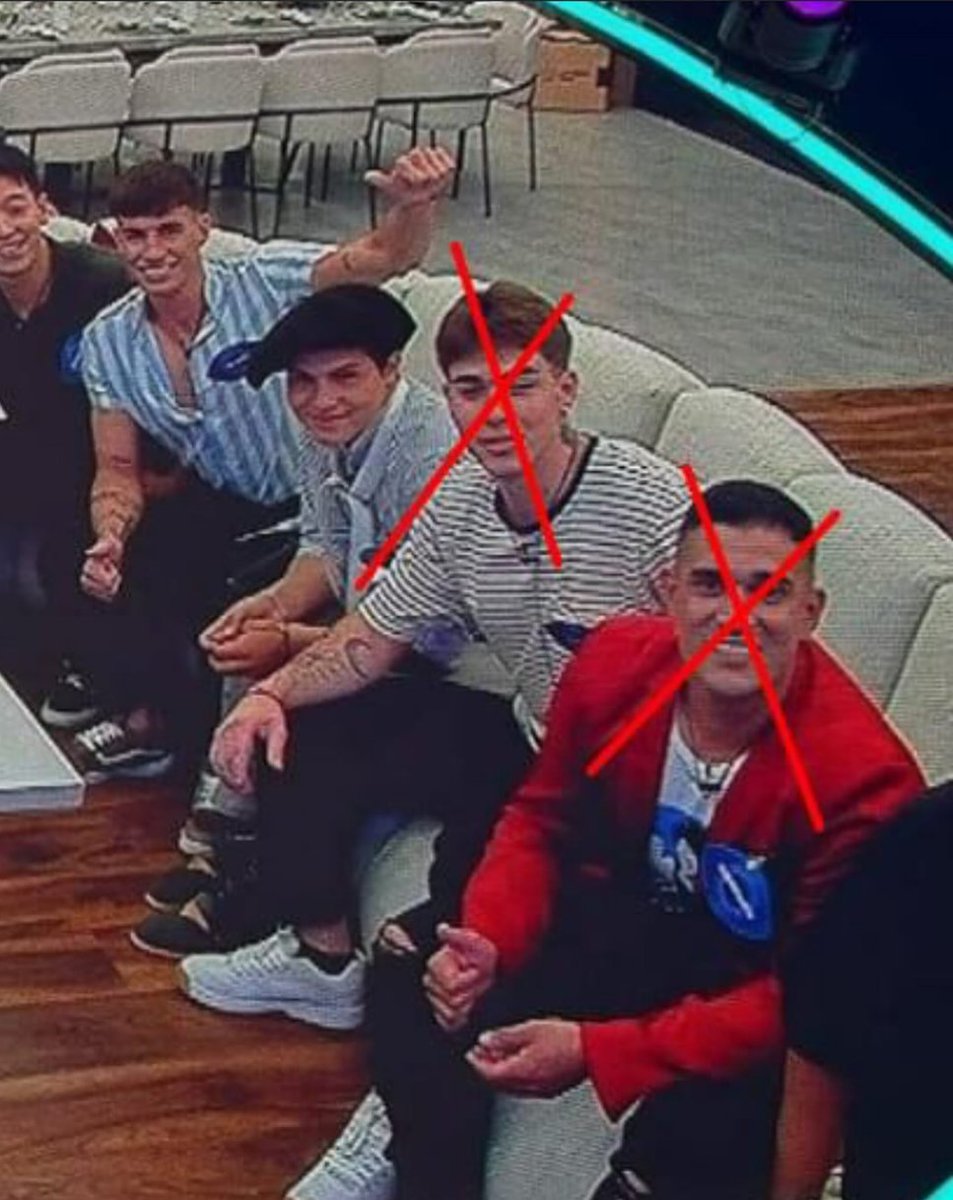 obiomate338's tweet image. Todos #pibes se estan yendo de #GranHermano hagamos algo.